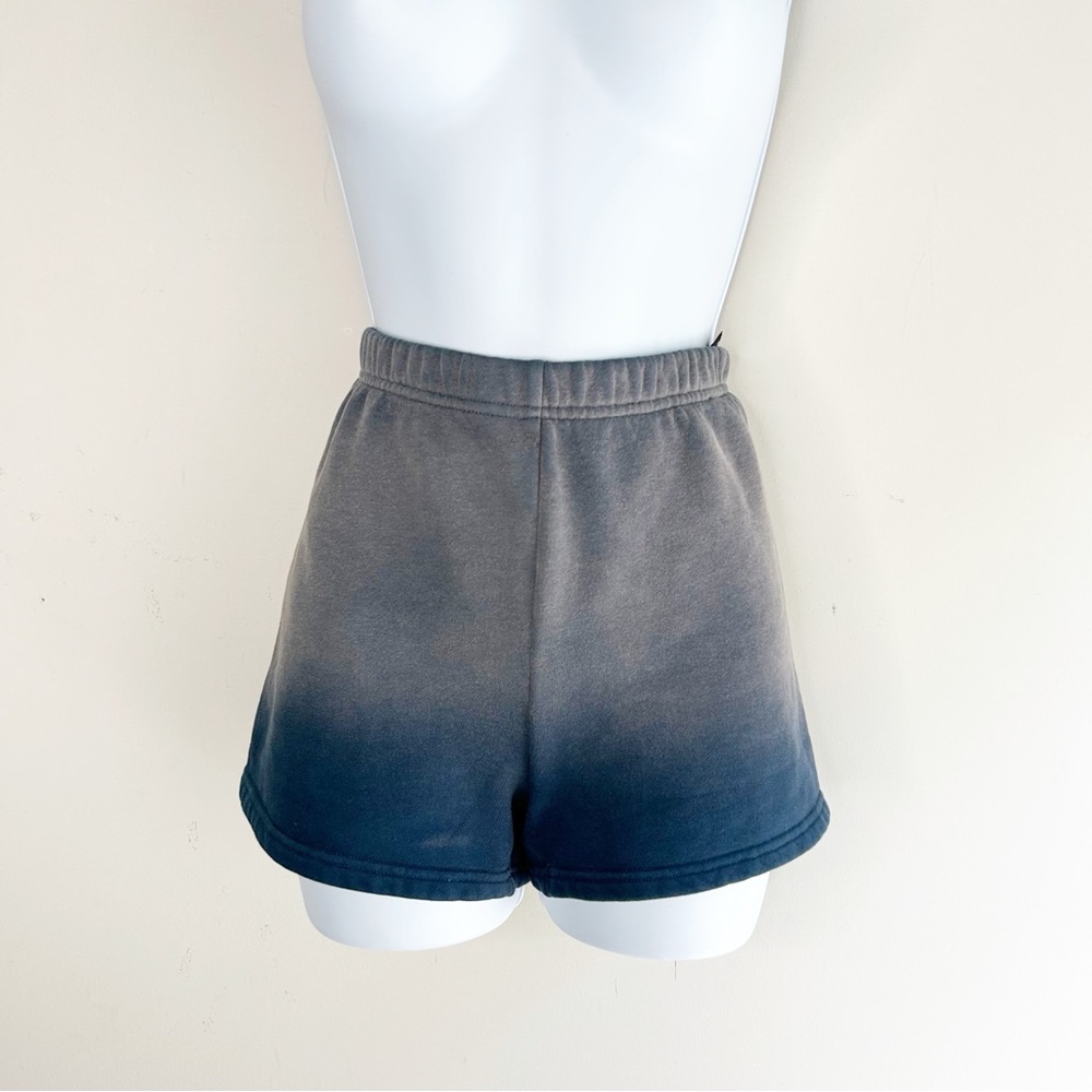 Aritzia TNA Cozy Fleece Perfect High Rise 3” Sweat Shorts Ombre Navy Grey XS - Picture 13 of 15